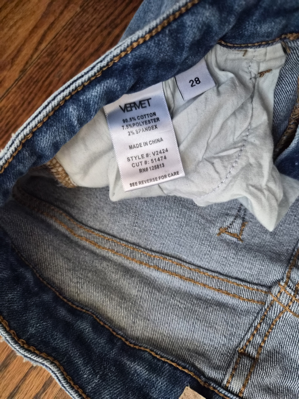 Altered State Flare Jeans Size 28 Distressed Bell Bottom Raw Hem Stretch Denim - Picture 4 of 9